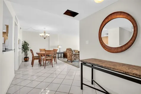 400 Island Way Clearwater Beach FL 33767