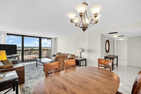 400 Island Way Clearwater Beach FL 33767