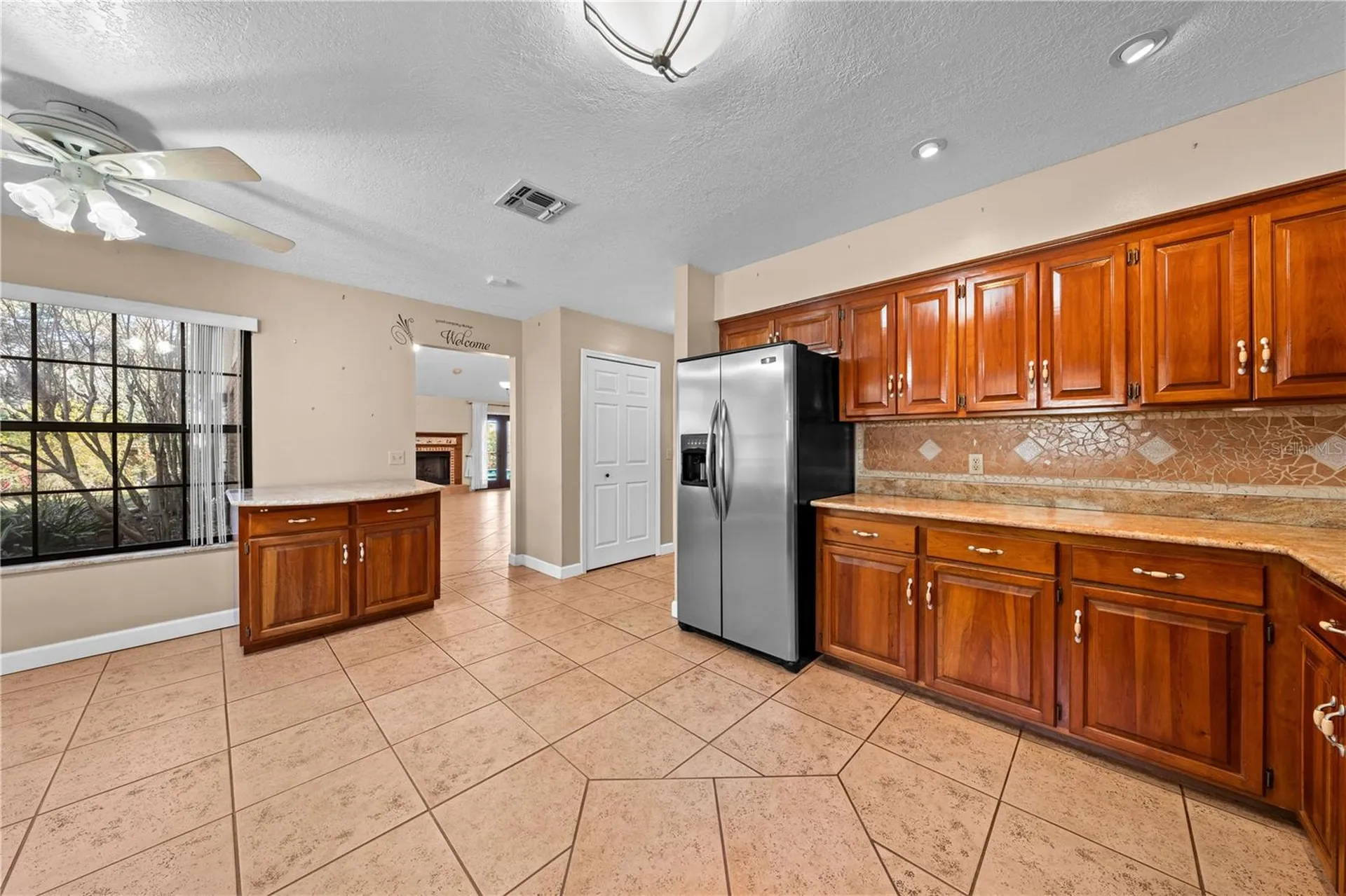 215 E Lake Shore Boulevard Kissimmee FL 34744