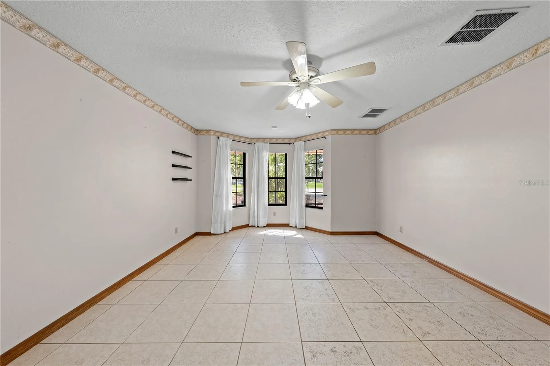 215 E Lake Shore Boulevard Kissimmee FL 34744