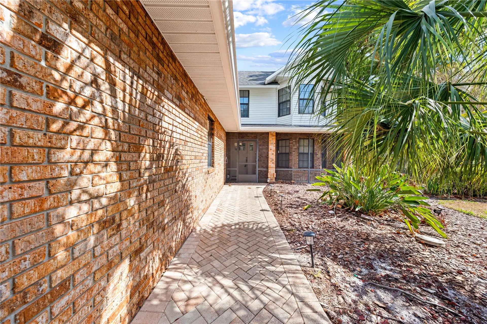 215 E Lake Shore Boulevard Kissimmee FL 34744