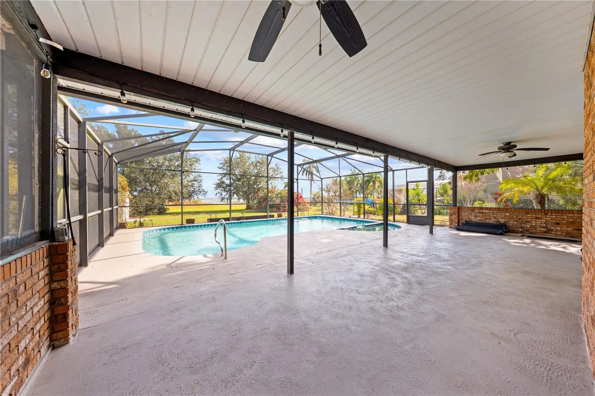 215 E Lake Shore Boulevard Kissimmee FL 34744