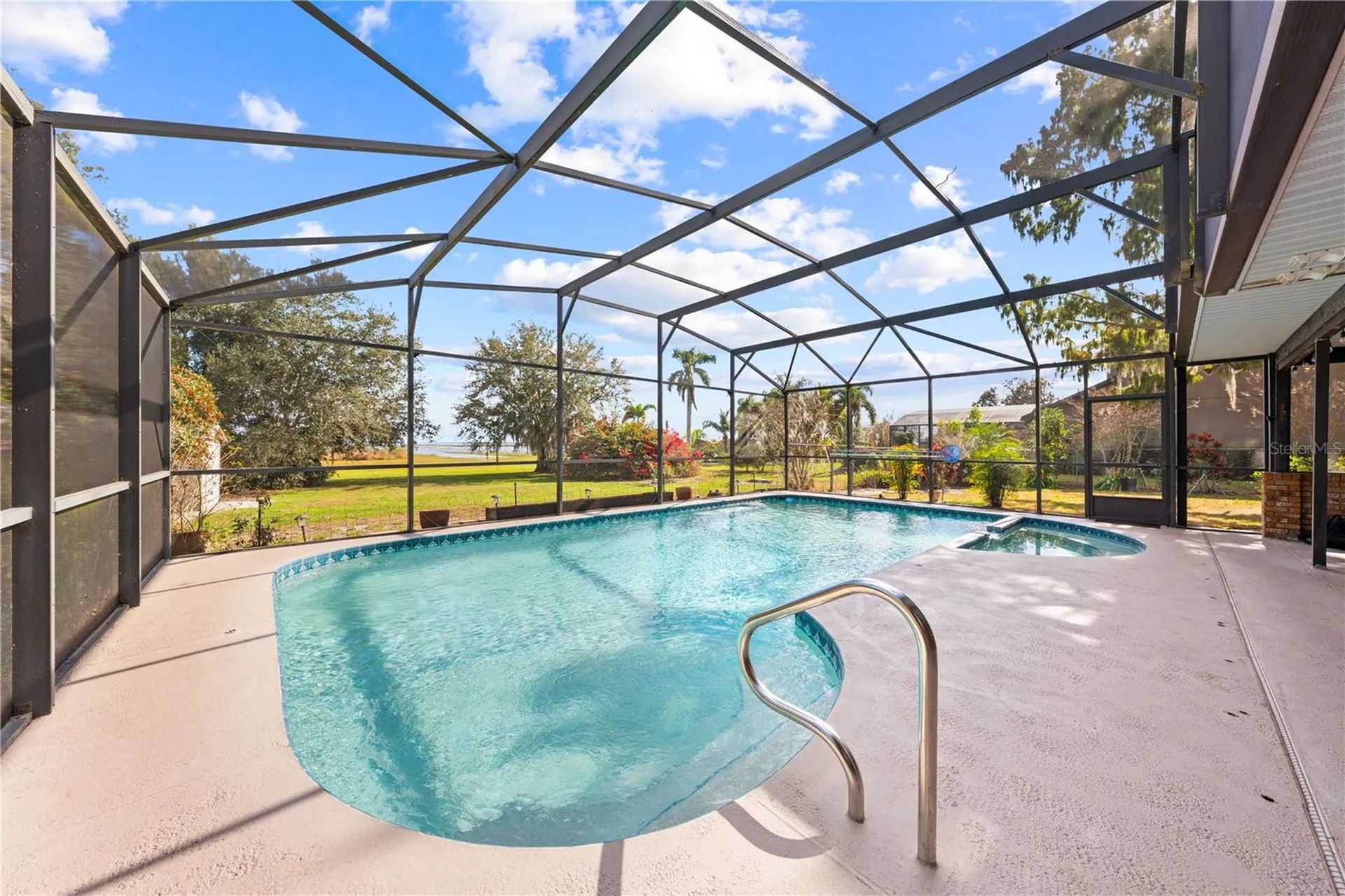 215 E Lake Shore Boulevard Kissimmee FL 34744