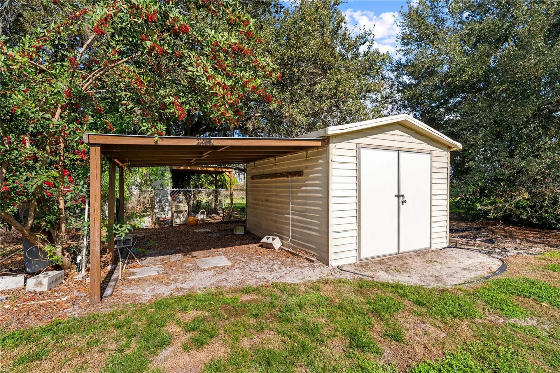 215 E Lake Shore Boulevard Kissimmee FL 34744