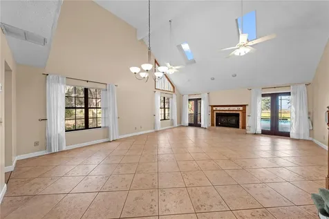 215 E Lake Shore Boulevard Kissimmee FL 34744