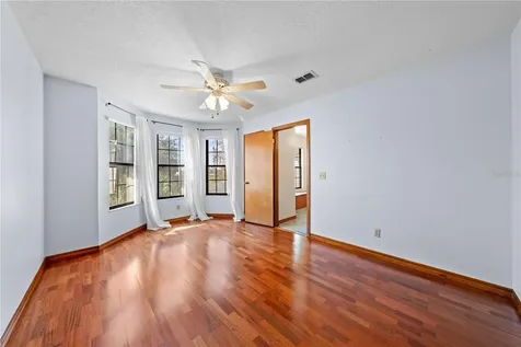 215 E Lake Shore Boulevard Kissimmee FL 34744