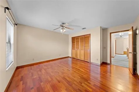 215 E Lake Shore Boulevard Kissimmee FL 34744