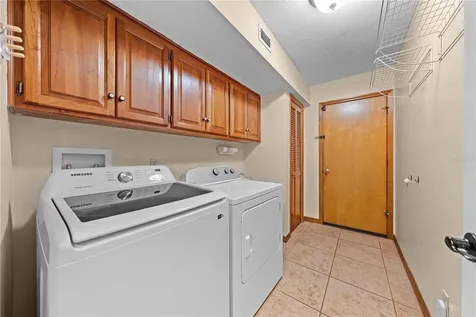 215 E Lake Shore Boulevard Kissimmee FL 34744