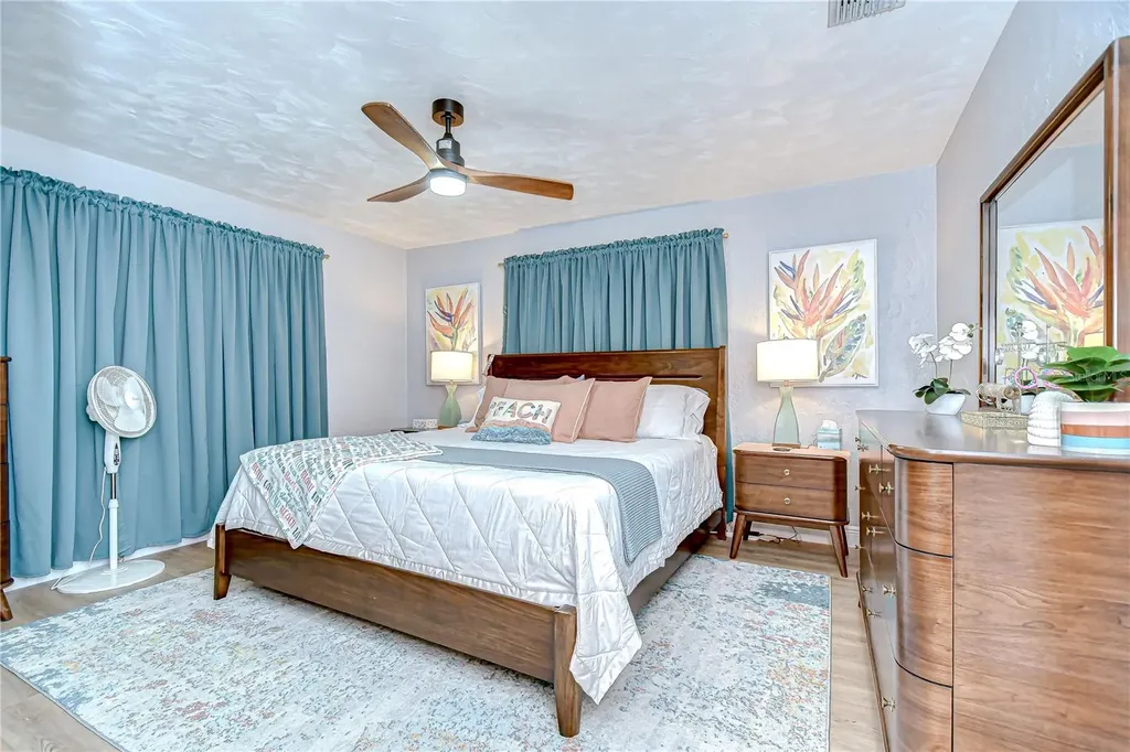 130 63rd Street S St Petersburg FL 33707