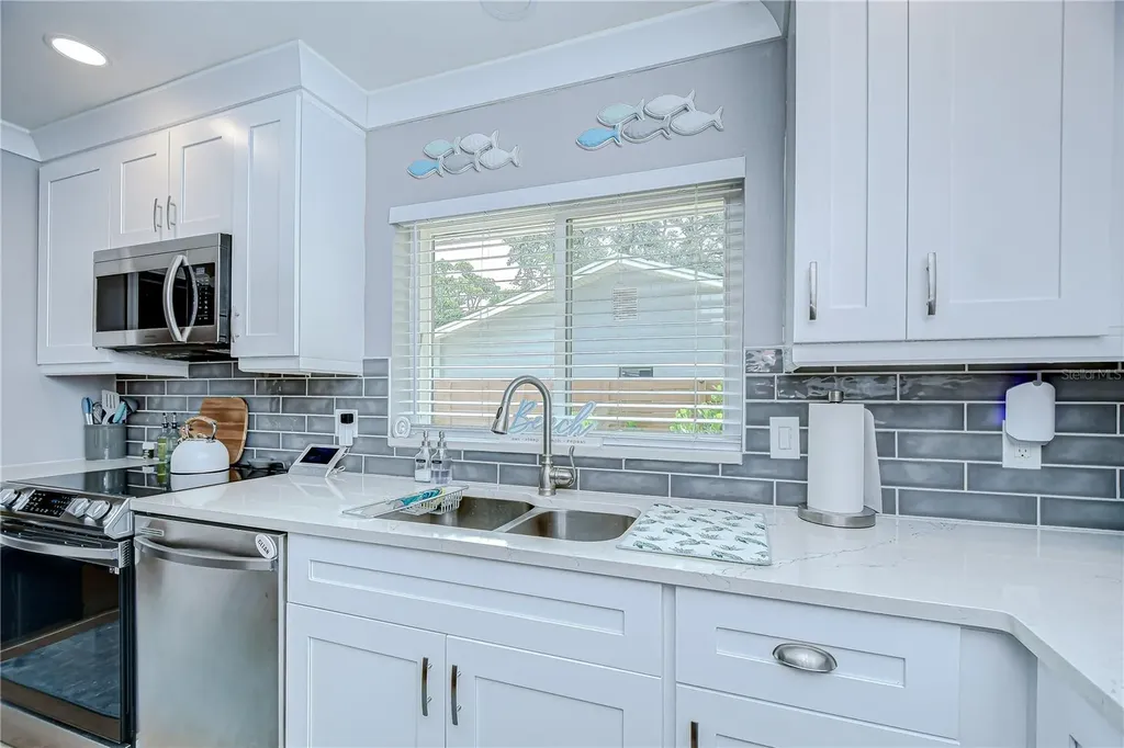 130 63rd Street S St Petersburg FL 33707