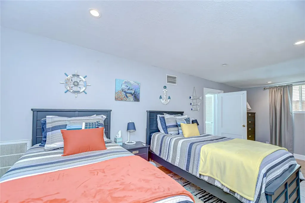 130 63rd Street S St Petersburg FL 33707