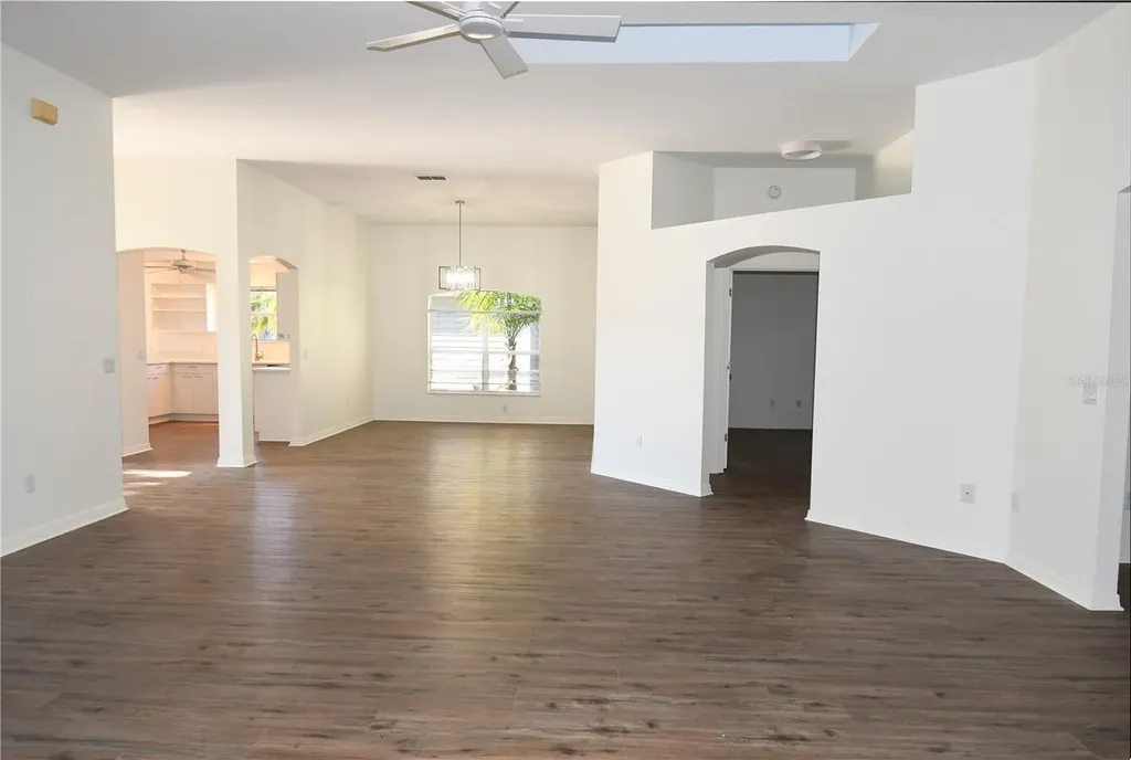 915 Ramos Drive The Villages FL 32159
