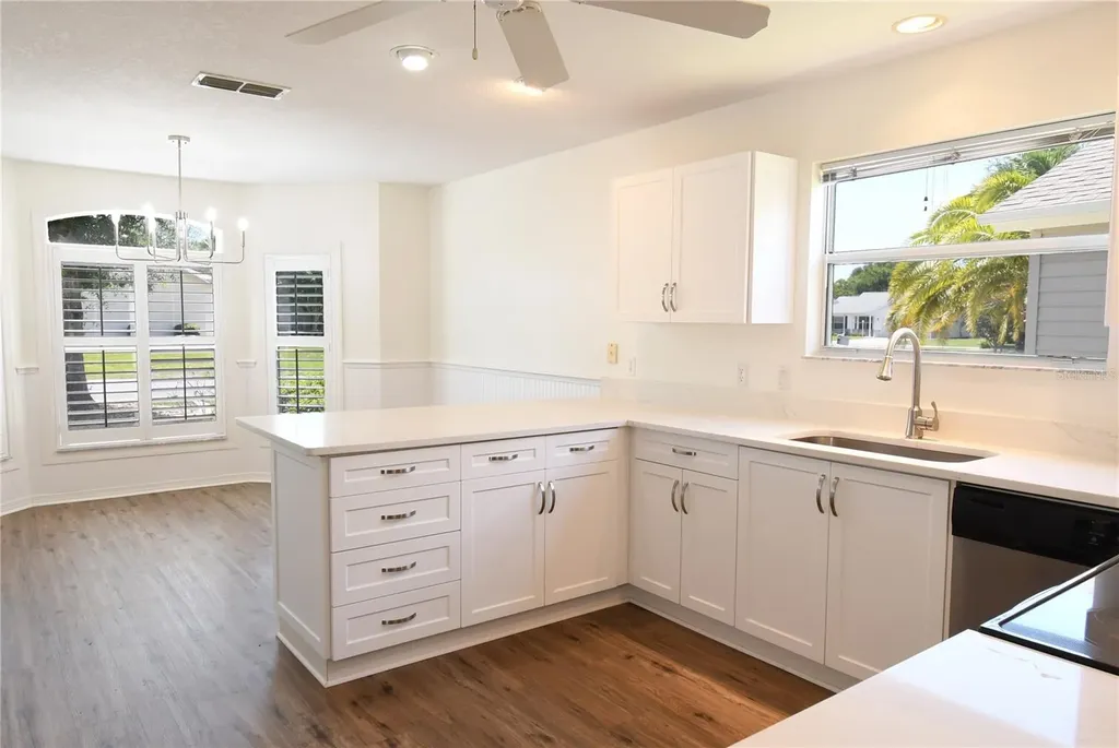 915 Ramos Drive The Villages FL 32159