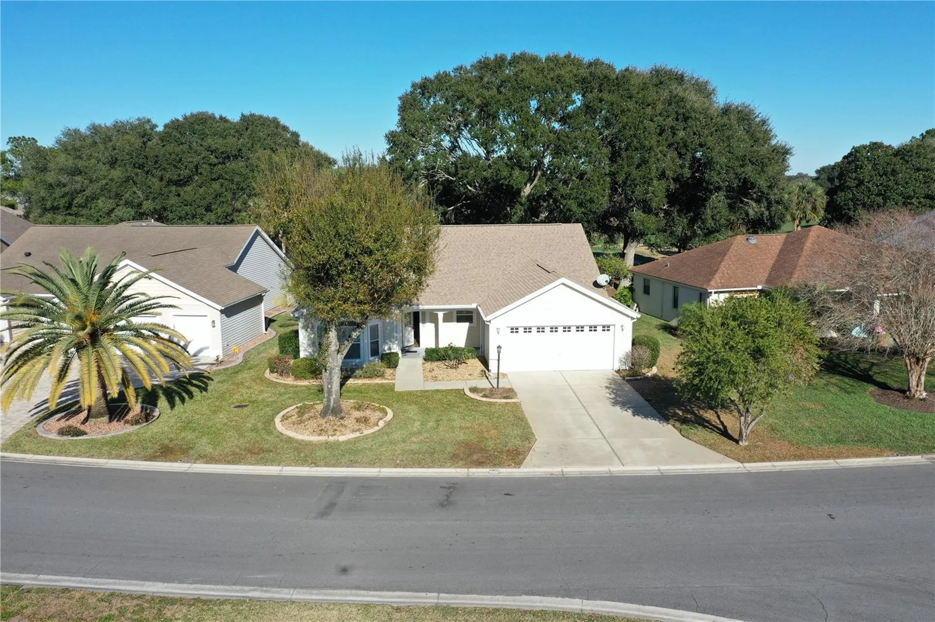 915 Ramos Drive The Villages FL 32159