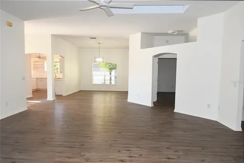 915 Ramos Drive The Villages FL 32159