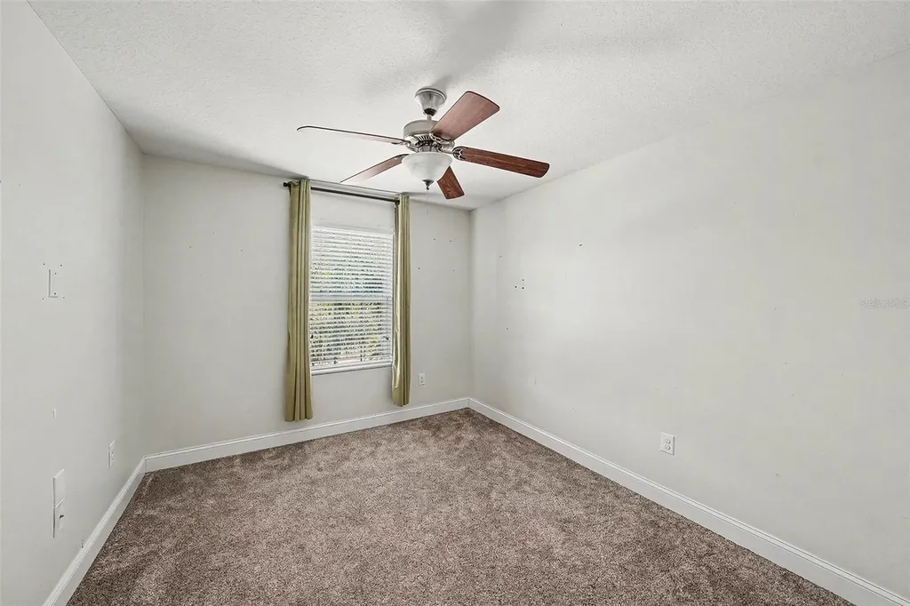 10233 Newminster Loop Ruskin FL 33573