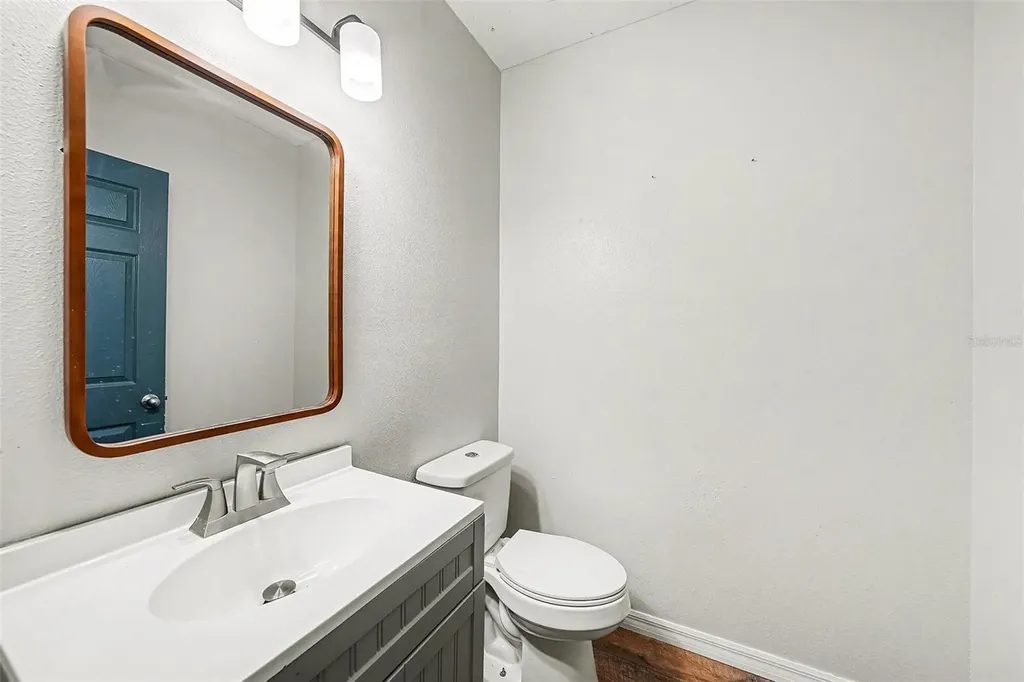 10233 Newminster Loop Ruskin FL 33573