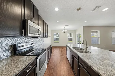 10233 Newminster Loop Ruskin FL 33573