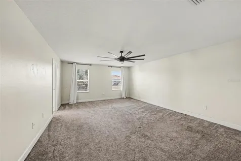 10233 Newminster Loop Ruskin FL 33573
