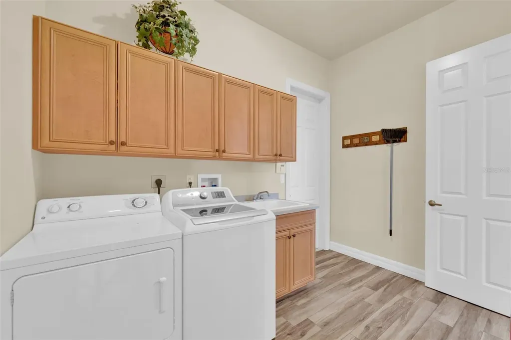 2909 SW 39th Street Cape Coral FL 33914