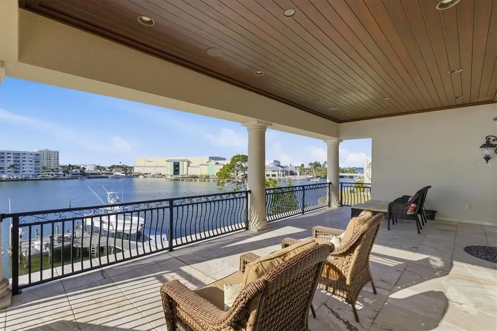 2484 Baywood Drive W Dunedin FL 34698