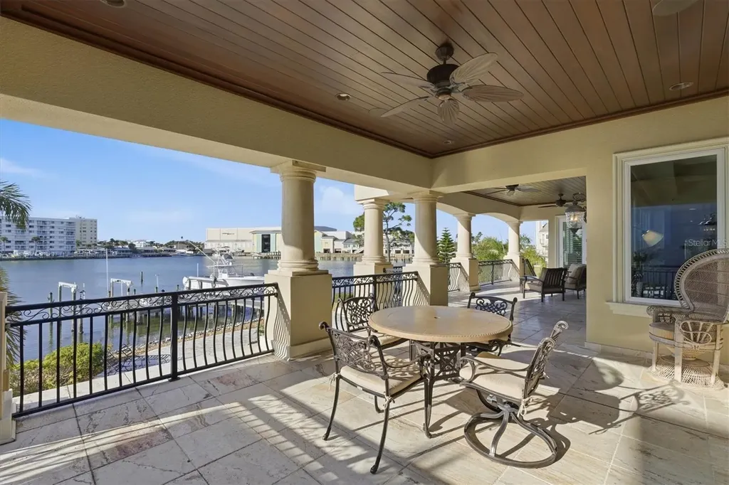 2484 Baywood Drive W Dunedin FL 34698