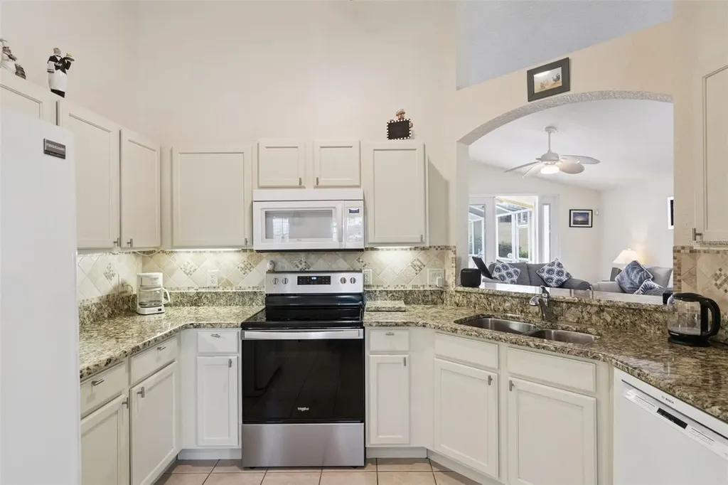 864 Birkdale Street Davenport FL 33897