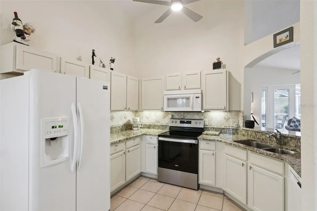864 Birkdale Street Davenport FL 33897