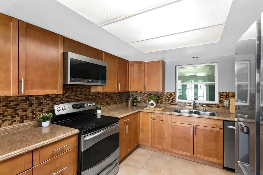 6120 Castlewood Lane Orlando FL 32808