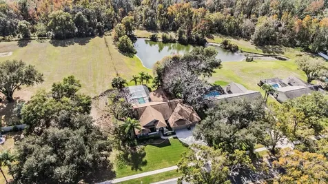 3911 Lithia Ridge Boulevard Valrico FL 33596