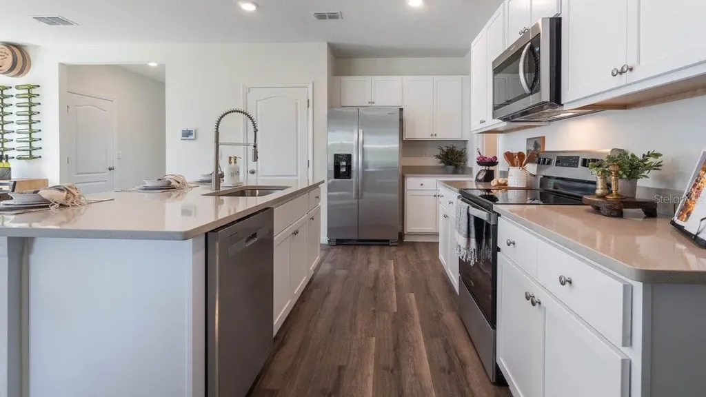 4613 Barberry Avenue Lakeland FL 33811
