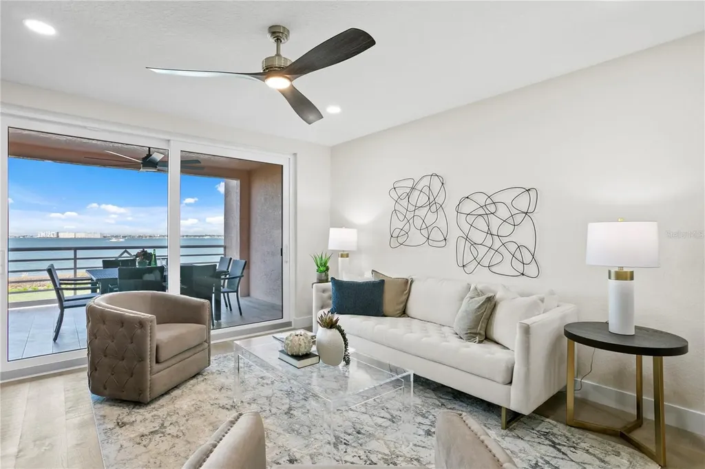 4951 Bacopa Lane S St Petersburg FL 33715