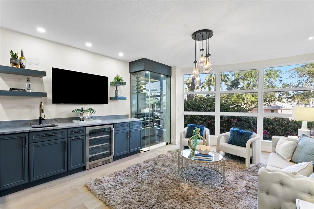 4951 Bacopa Lane S St Petersburg FL 33715