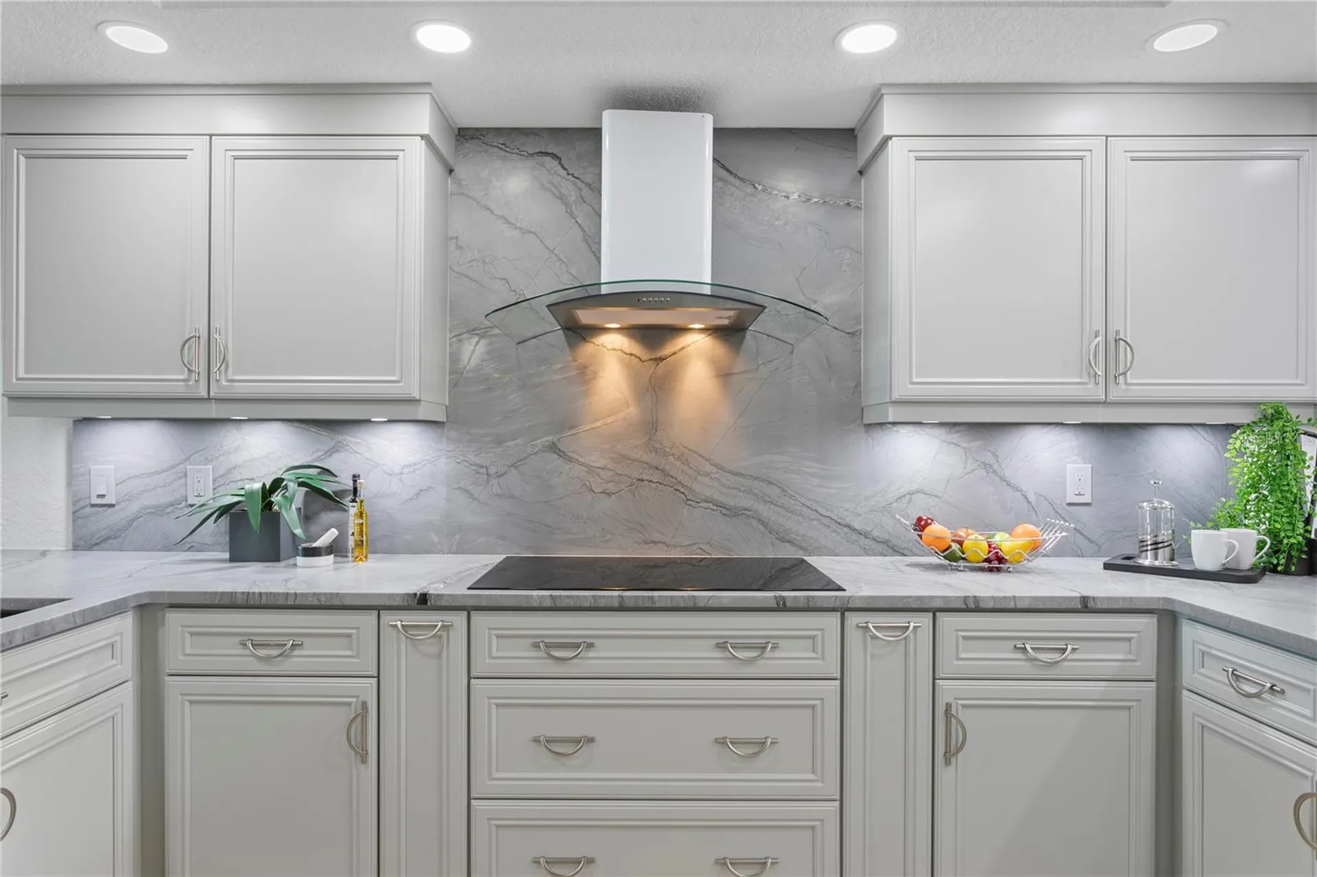 4951 Bacopa Lane S St Petersburg FL 33715