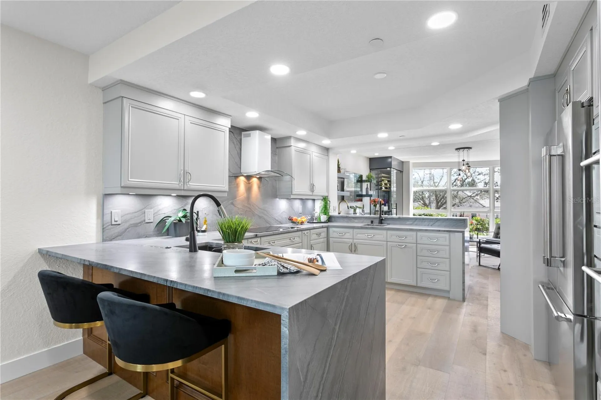 4951 Bacopa Lane S St Petersburg FL 33715