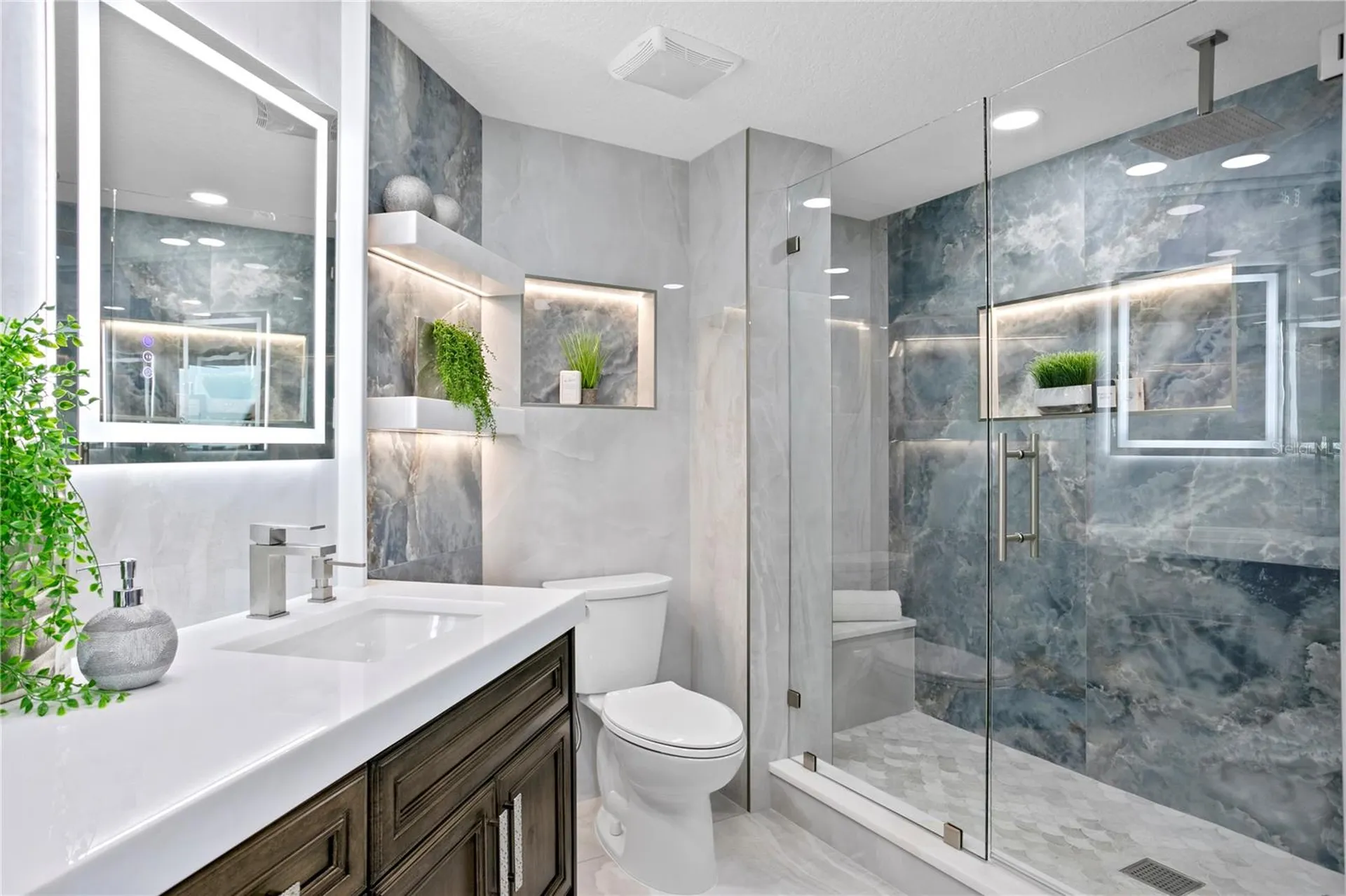 4951 Bacopa Lane S St Petersburg FL 33715