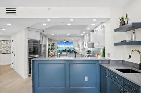 4951 Bacopa Lane S St Petersburg FL 33715