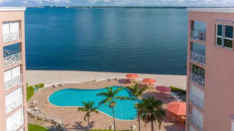 4951 Bacopa Lane S St Petersburg FL 33715