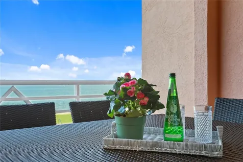 4951 Bacopa Lane S St Petersburg FL 33715