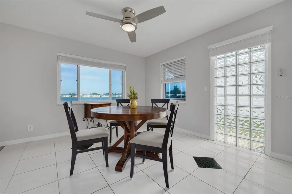9705 Mainlands Boulevard W Pinellas Park FL 33782