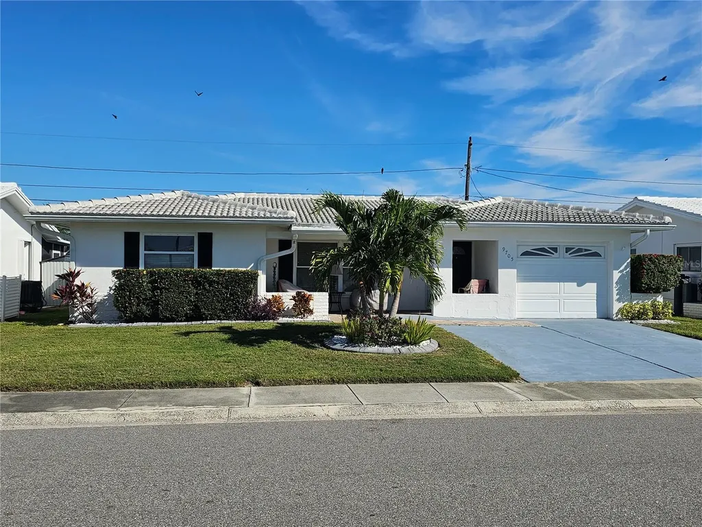 9705 Mainlands Boulevard W Pinellas Park FL 33782