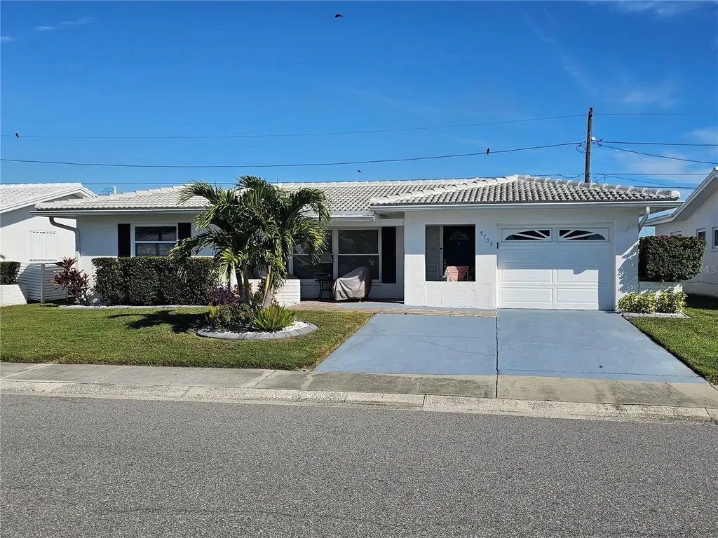 9705 Mainlands Boulevard W Pinellas Park FL 33782