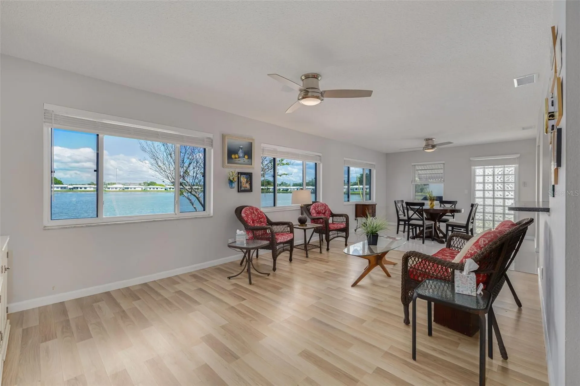 9705 Mainlands Boulevard W Pinellas Park FL 33782