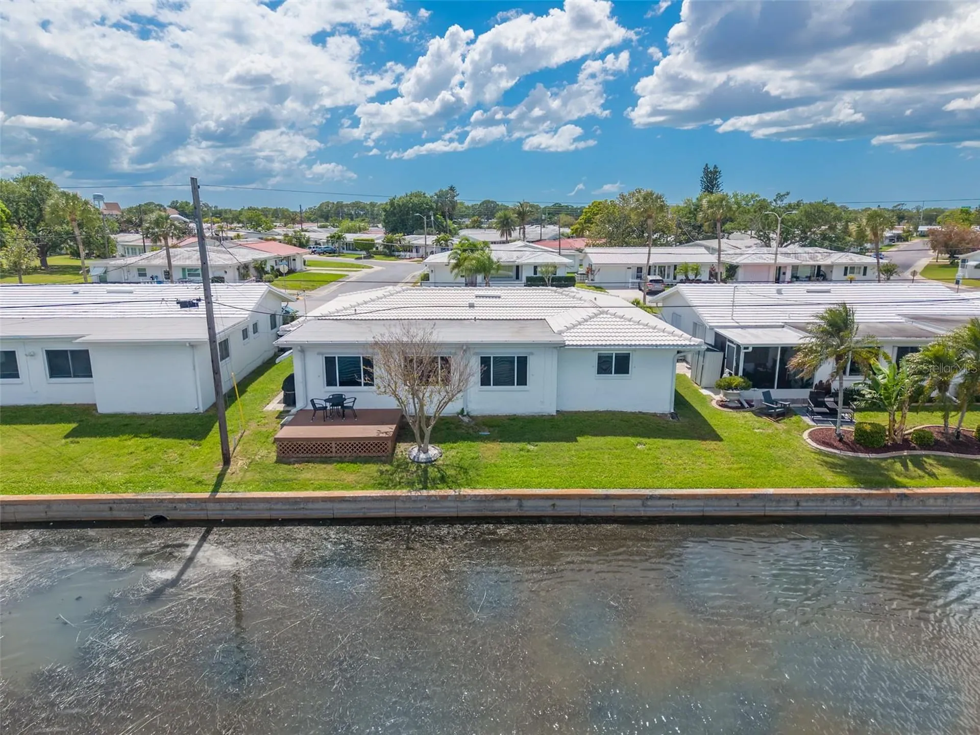 9705 Mainlands Boulevard W Pinellas Park FL 33782