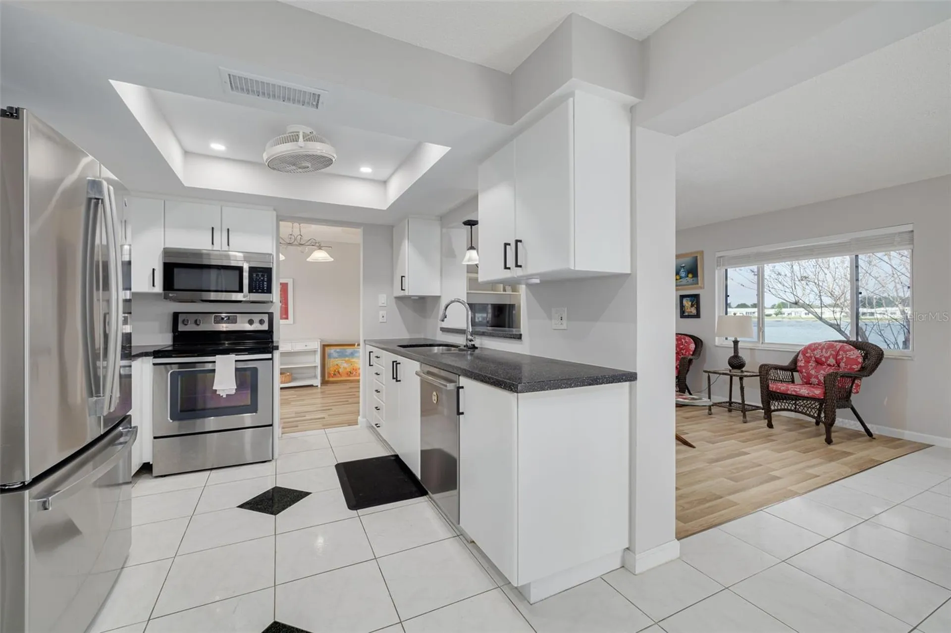 9705 Mainlands Boulevard W Pinellas Park FL 33782