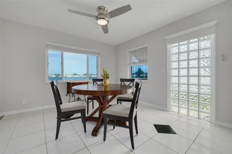9705 Mainlands Boulevard W Pinellas Park FL 33782