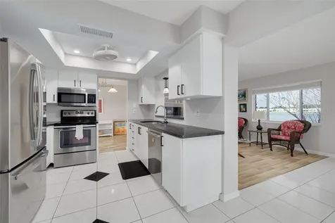 9705 Mainlands Boulevard W Pinellas Park FL 33782
