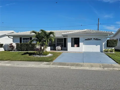 9705 Mainlands Boulevard W Pinellas Park FL 33782