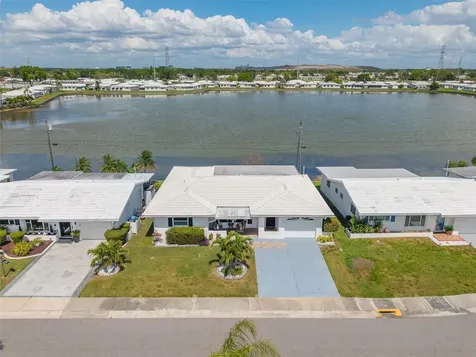 9705 Mainlands Boulevard W Pinellas Park FL 33782