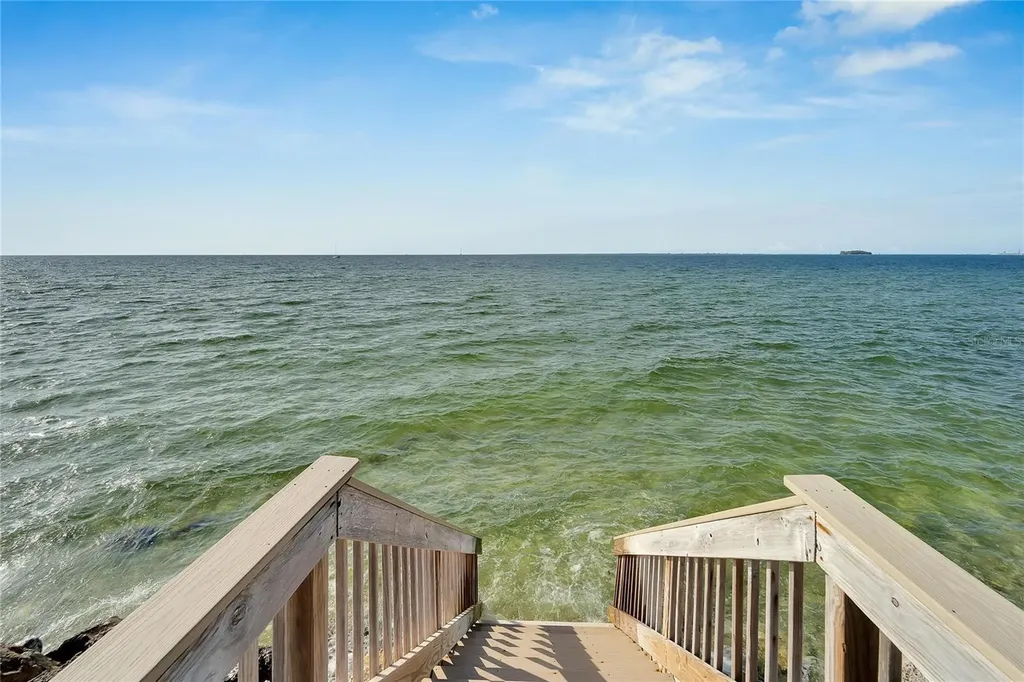 6432 Rubia Circle Apollo Beach FL 33572